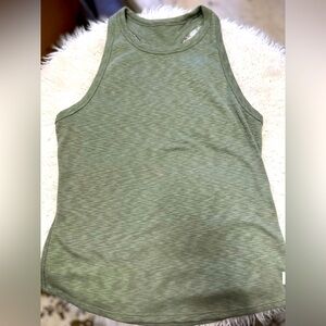 Vouri Green Sleeveless Athletic Racerback Tank Top